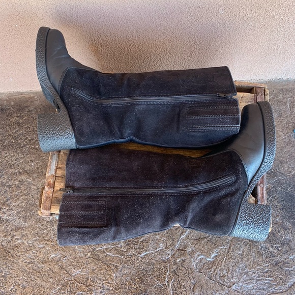 Pajar at Black Suede Genuine Shearling Boots - Picture 7 of 10